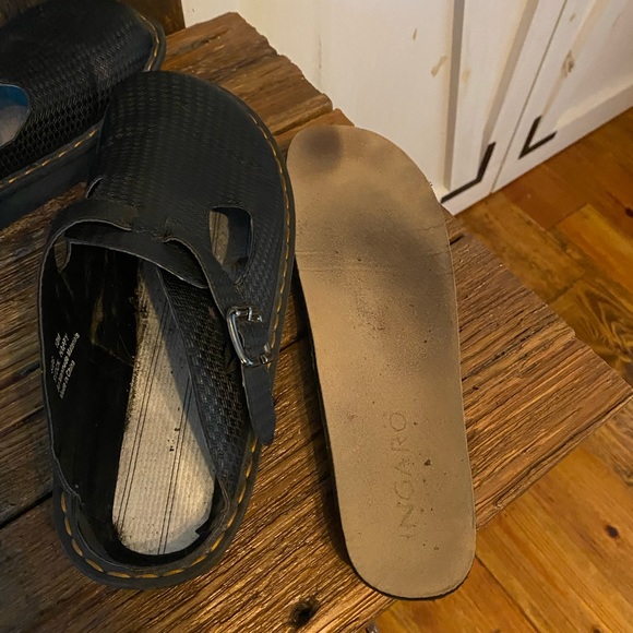 INGARO Women’s Nurse’s Happy Shoes Slip On T-Strap Mules - Picture 4 of 6